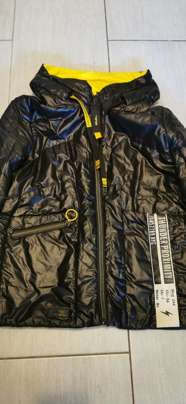 Giacche: Steppjacke/Kapuzenjacke Gr M/L – Usato da Winterthur venduto da Katyakaterina 6
