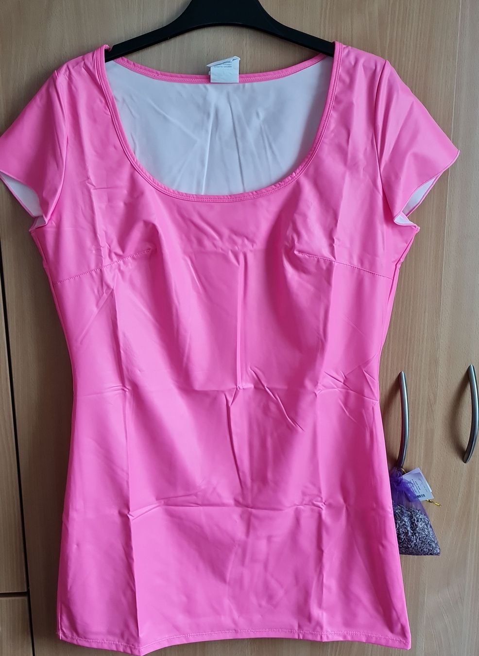 Vestiti: Pinkes Sommer Kleid neuwertig Gr.M – Nuovo (secondo la descrizione) da Döttingen venduto da Verkauf