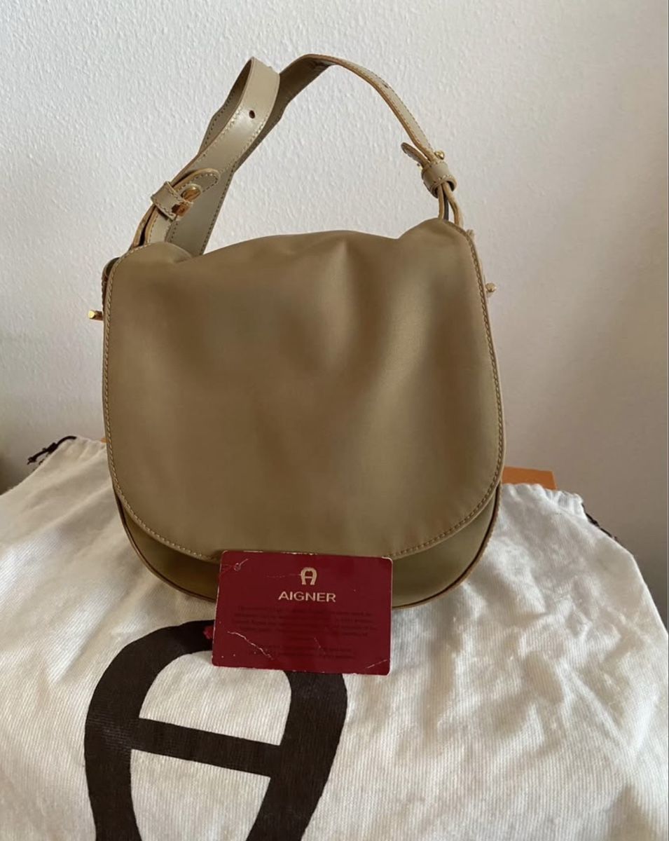 Aigner Sacs femmes: Aigner Tasche – Neuf (Voir description) à Heimberg par Sabe_Frau 1