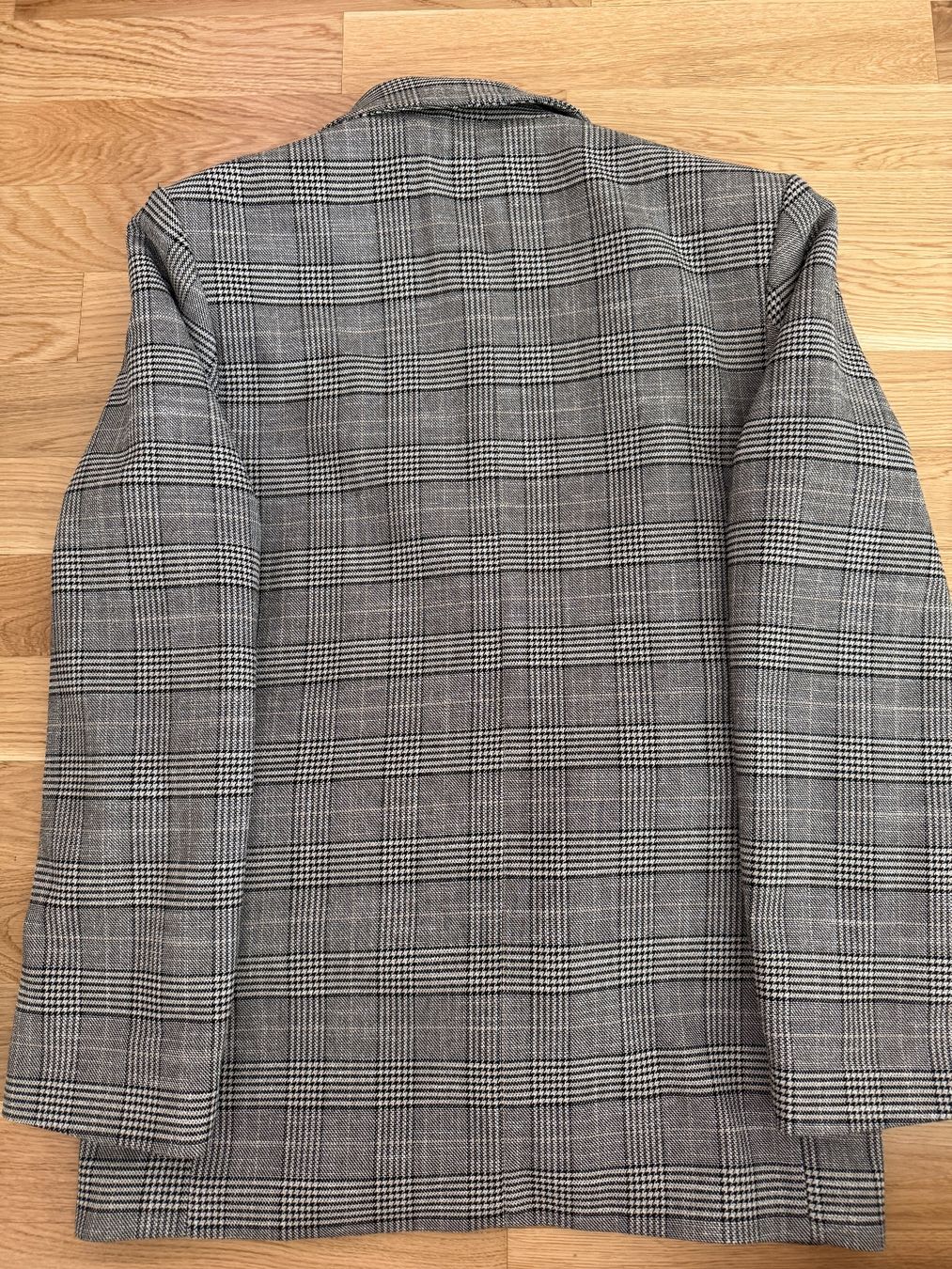 H&M Giacche: H&M Oversize Blazer – Usato da Zürich venduto da Koller.S 2
