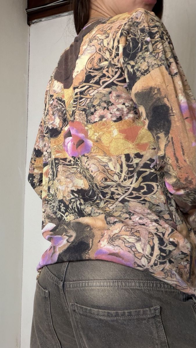 Top: Vintage Y2K mesh top – Usato da Knonau venduto da Grapesvintage 3