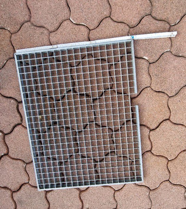 Grilles & Grillages: Gitterrost, Metall – D'occasion à Zuzgen par ricard11 1