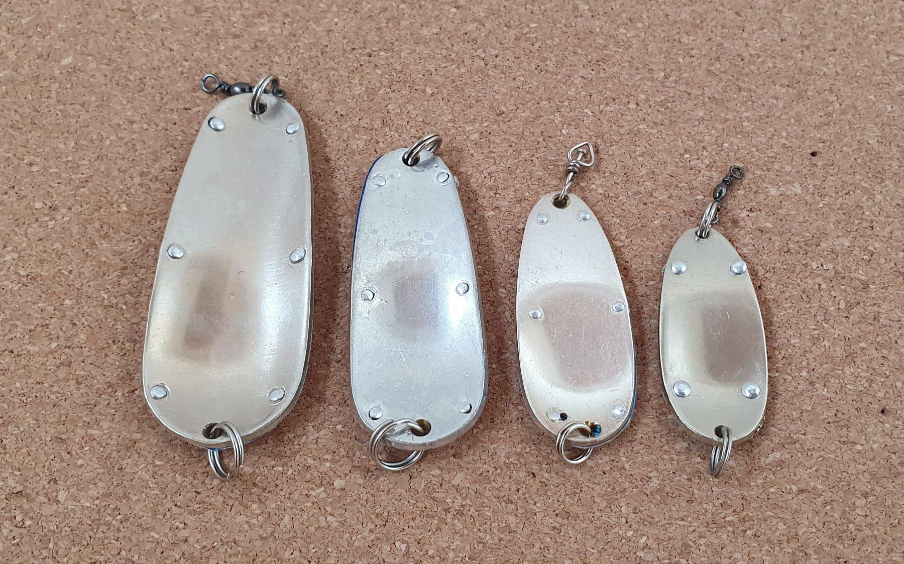 Esche: Kneubühler blau Set aus Sammlung – Usato da Schmerikon venduto da veluxfreak 1