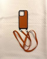 coque et bandoulière i-phone 15 Pro