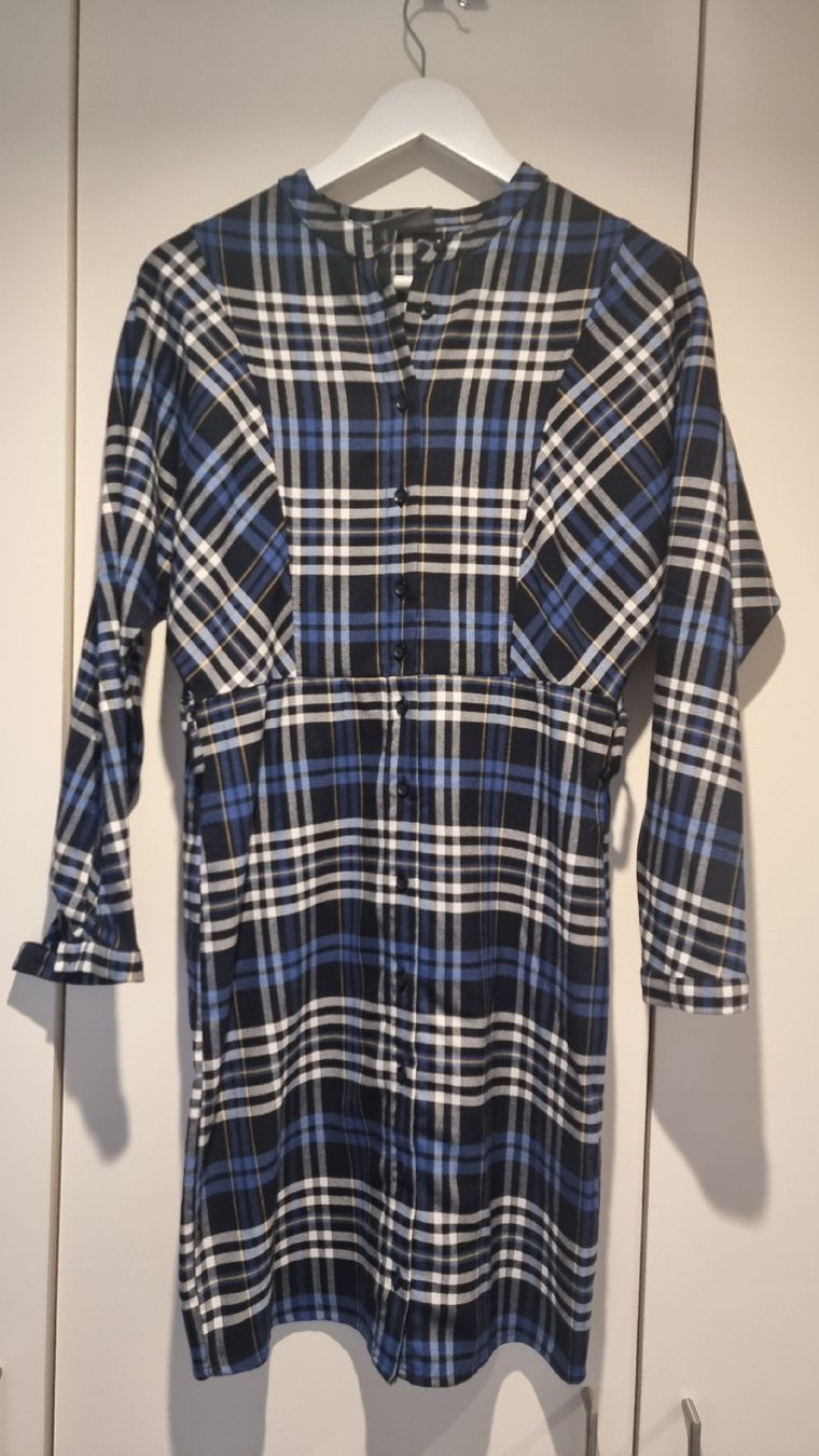 Vestiti: Hemdblusenkleid im Karomuster – Nuovo (secondo la descrizione) da Balgach venduto da Patty04