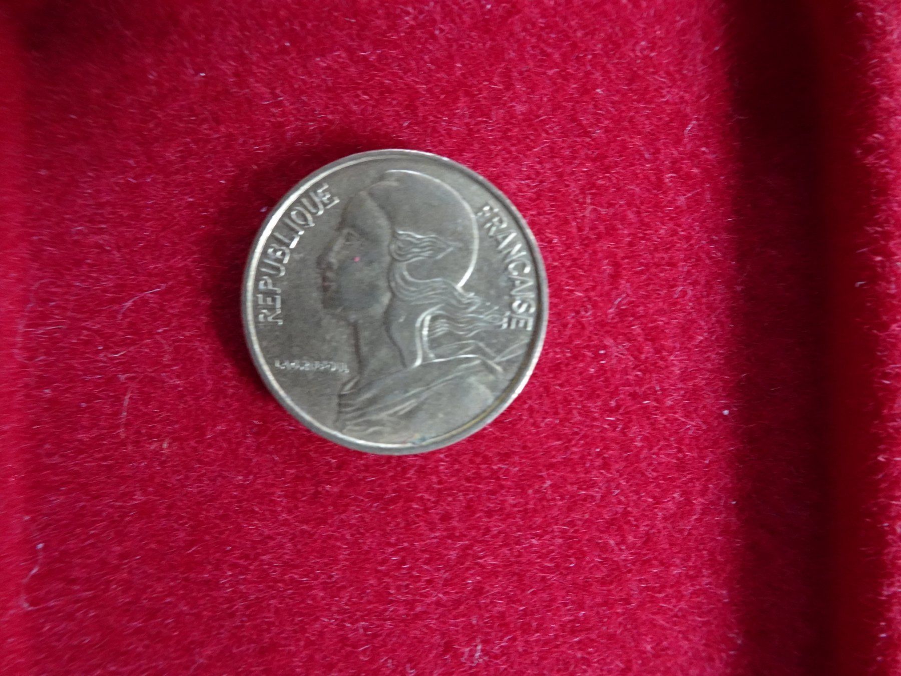 Tutti le monete: 5 Centimes Frankreich 1975 - M355 – Usato da Küssnacht am Rigi venduto da Kleinpreis-Shop 1