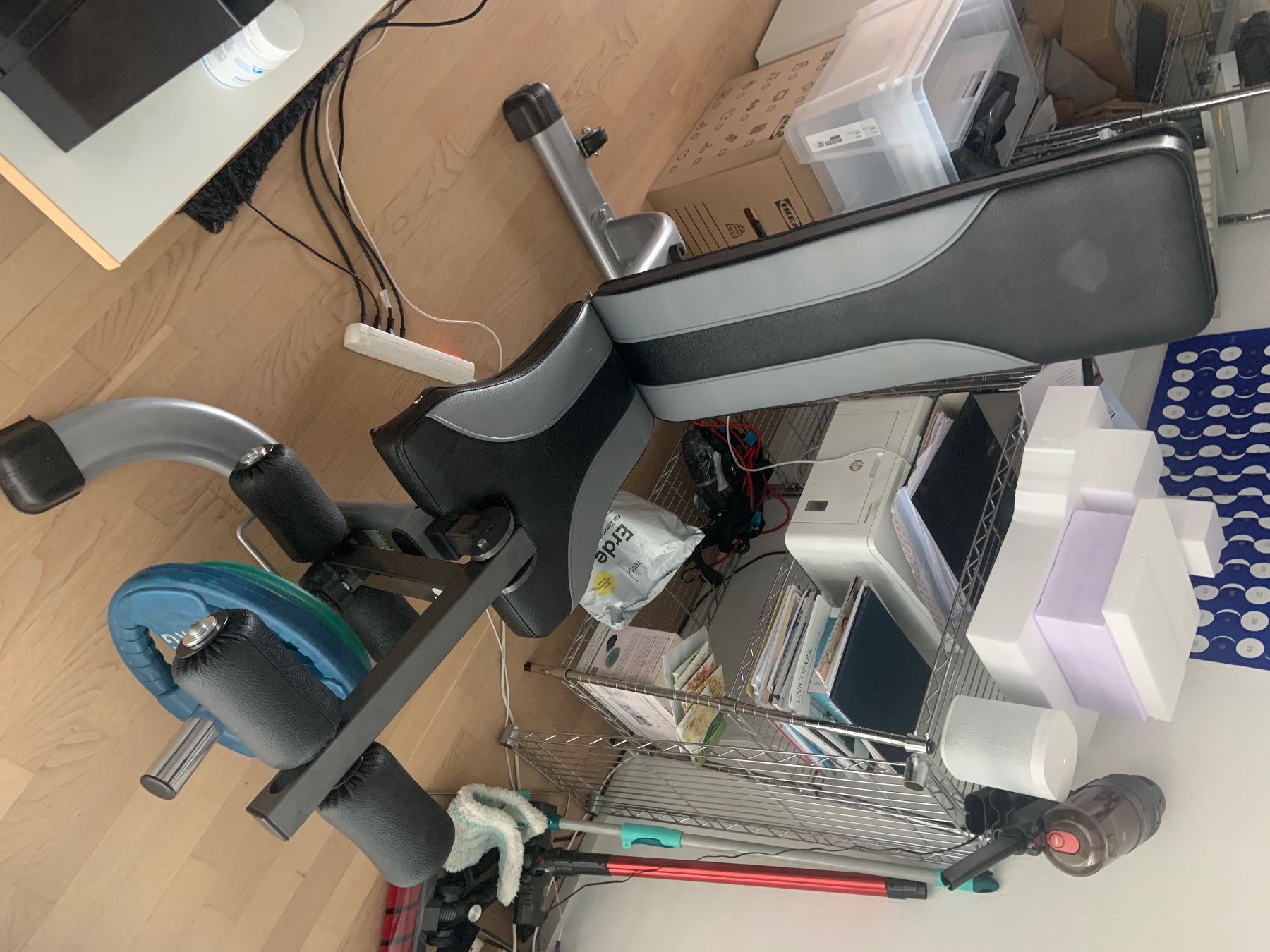 Hometrainer: Hantelbank gebraucht – Gebraucht aus Allschwil von Mauricee_D 1