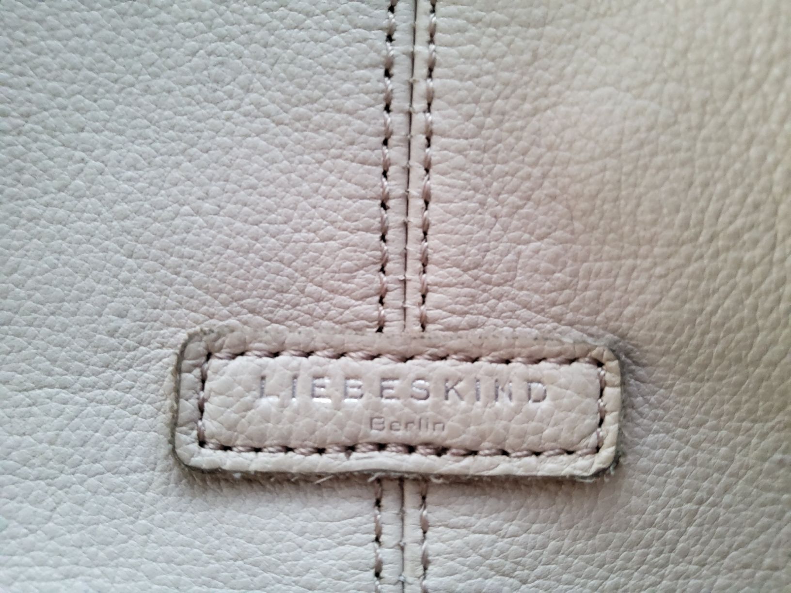 Liebeskind Borse da donna: Handtasche Liebeskind, mit Pflegeset – Usato da Oberwangen b. Bern venduto da rol_p5g6 1