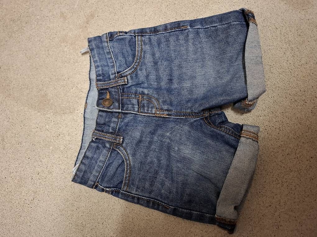 Pantaloni: Kurze Hosen NEU, Jeans Gr 98 – Nuovo (secondo la descrizione) da Zürich venduto da sil_2yhh