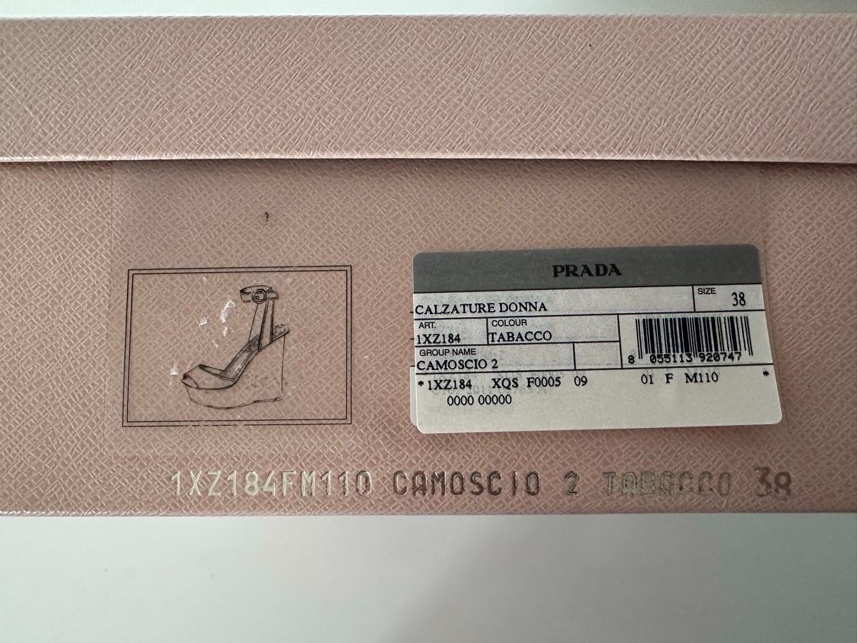 Prada Scarpe da donna: Prada Brown Suede Platform Wedge Sandals Size 38 – Nuovo (secondo la descrizione) da Binningen venduto da can_s2yh 6
