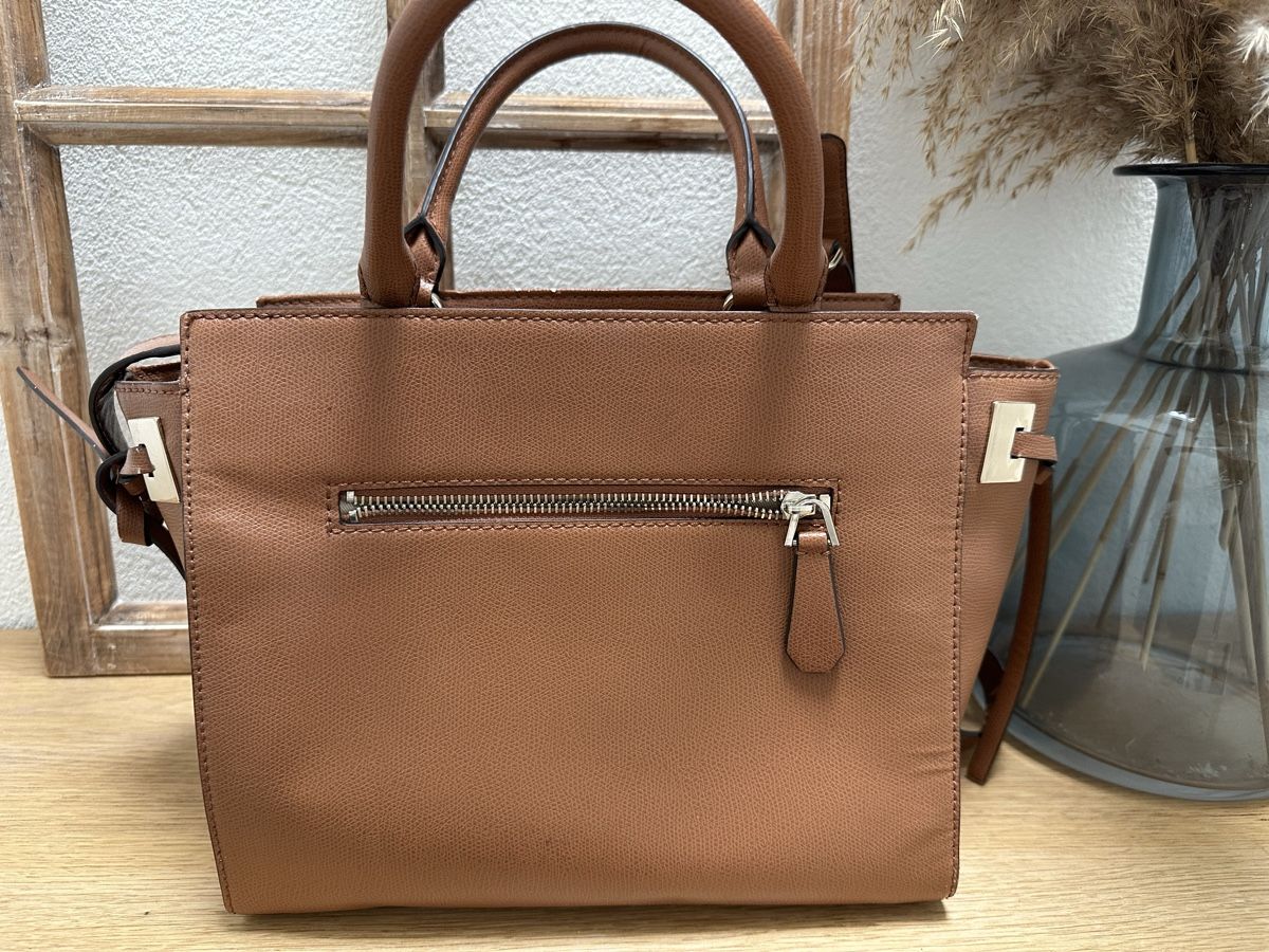 Guess Borse da donna: Sac à main Guess – Usato da Geneveys-Coffrane venduto da sar_rb75 2