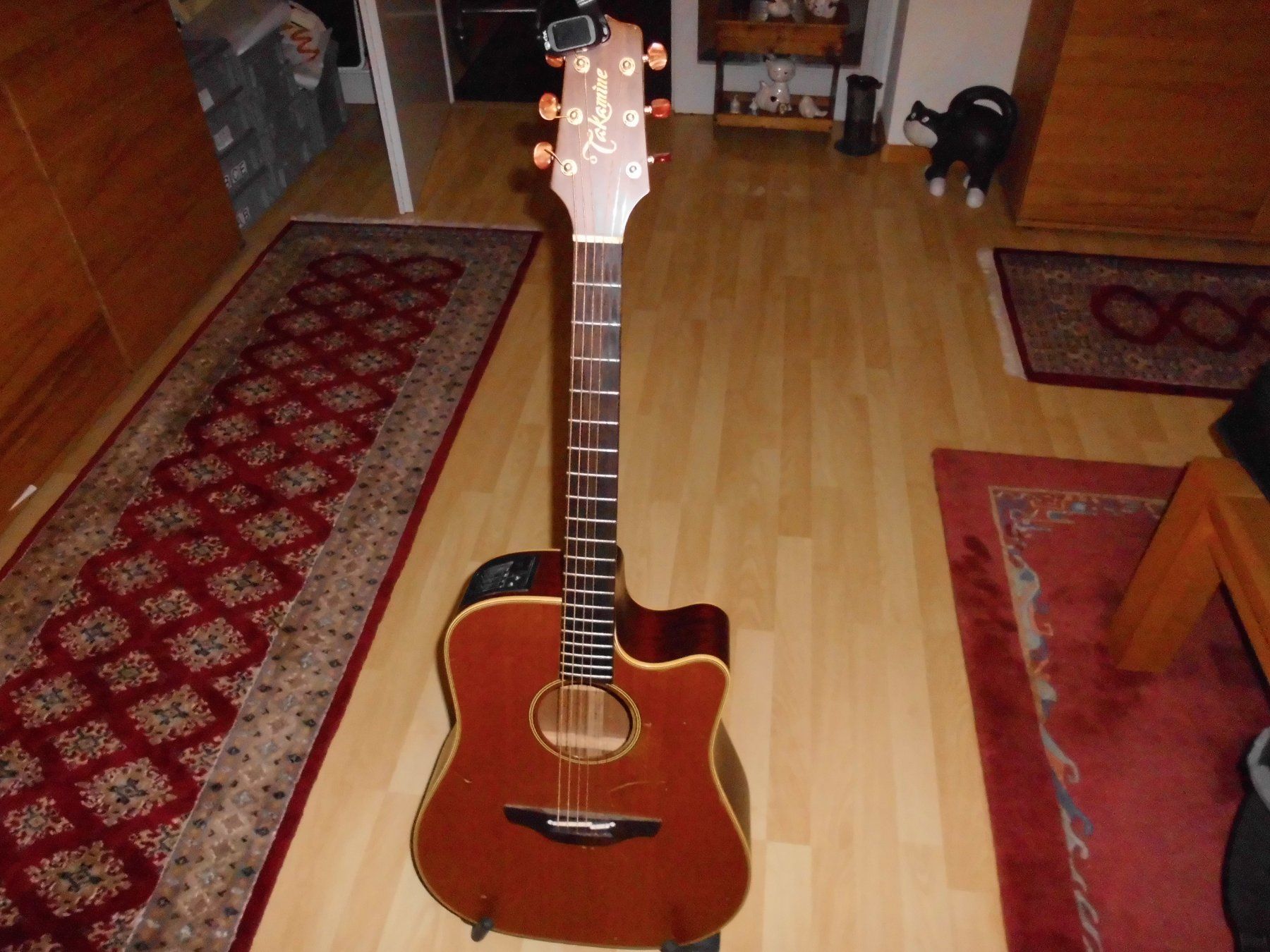 Takamine Instruments de musique: Western Gitarrre – D'occasion à Kaiseraugst par 25121944