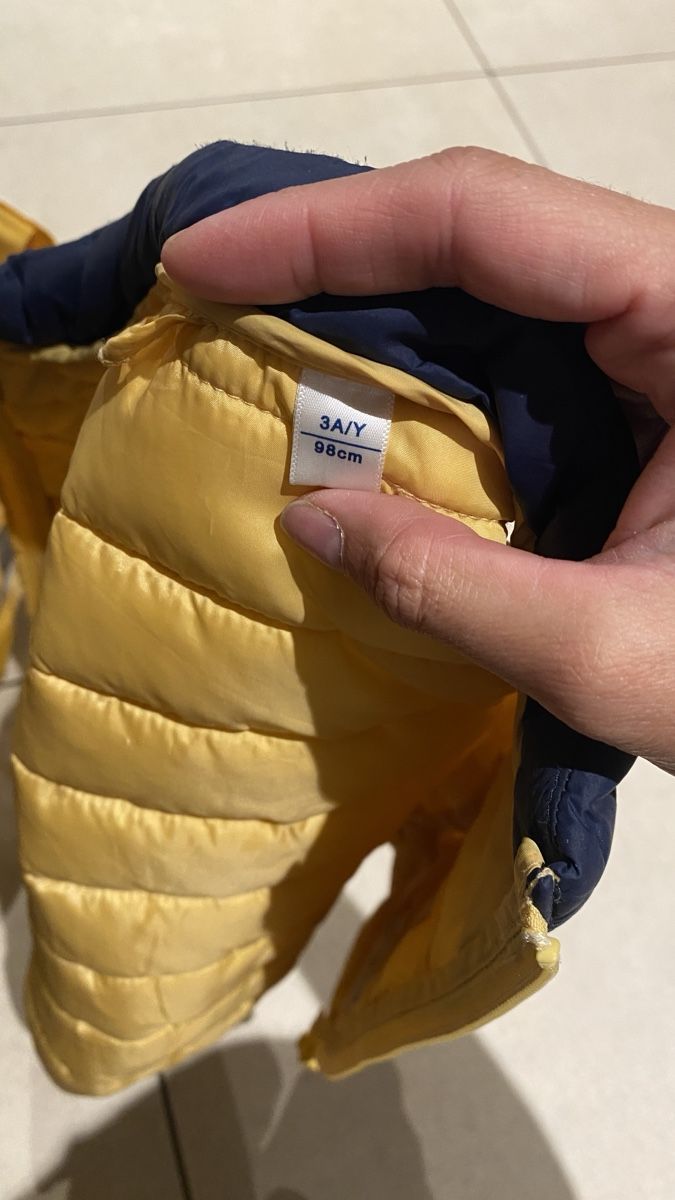 Jacken & Mäntel: Schille  – Gebraucht aus Beinwil (Freiamt) von Akgeun 2