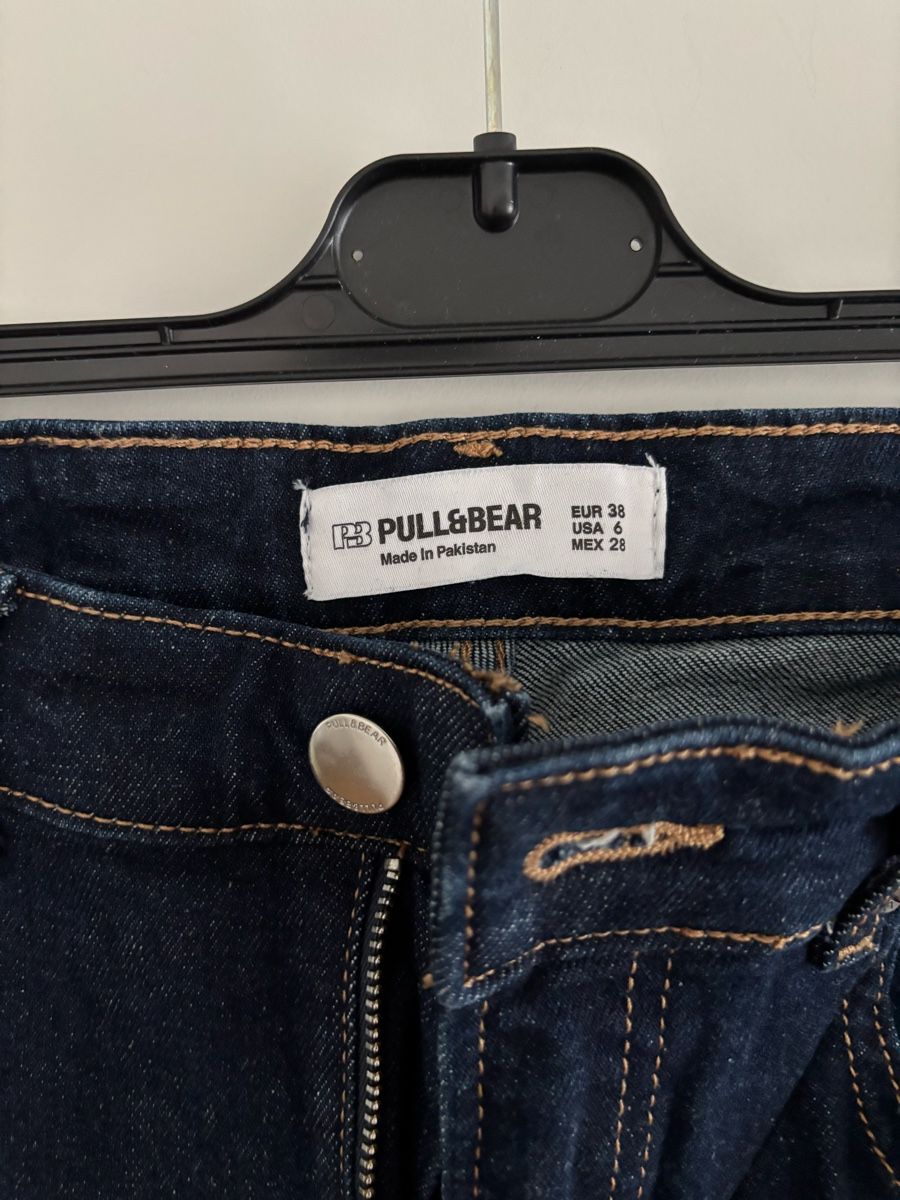 Pull&Bear Jeans: Pull&Bear Schlagjeans / Flared Jeans Dunkelblau Gr. 36-38 – Usato da Luzern venduto da aloevira 2