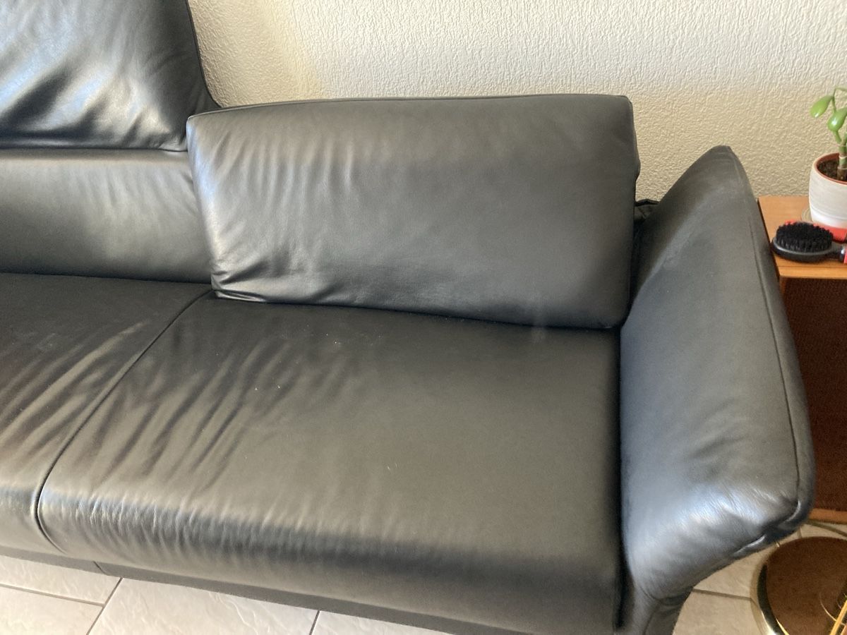 Divani: Canapé en cuir noir – Usato da Les Verrières venduto da gra_9thf 1