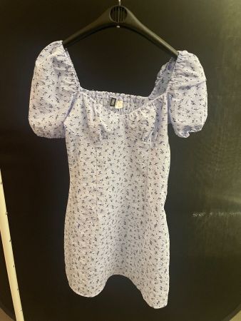 Sommerliches hellblaues H&M Kleid, Grösse S, Top!