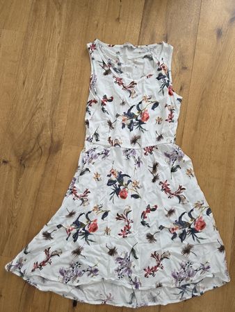 Sommerkleid Only weiss mit Blumenmuster Gr.  34, Gr. XS