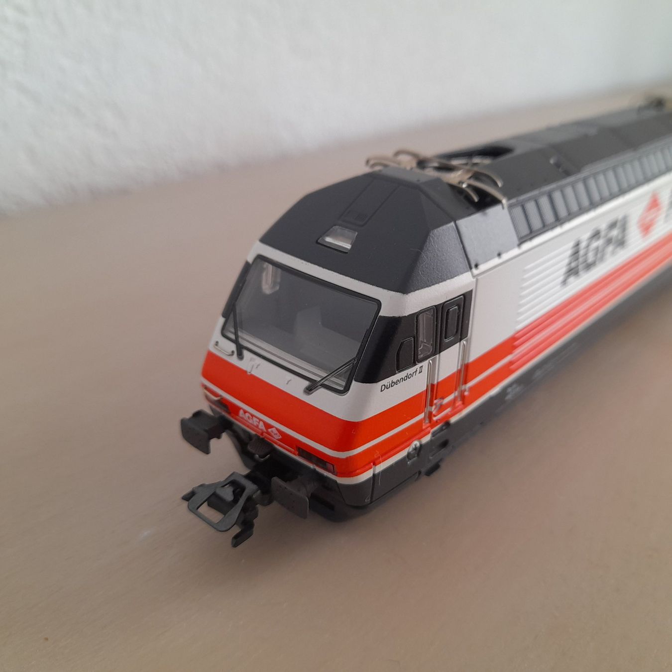 Märklin Modellini di ferrovie: Locomotive CFF Re 4/4 Agfa – Usato da Auvernier venduto da gandalf08 2