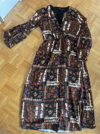 Zara Kleid Gr S