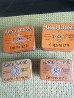 Alte Blechdosen. Arno Loose
