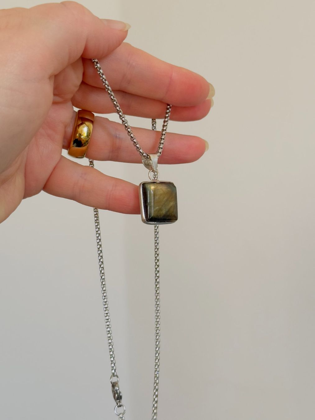 Catenine: Fashionable labradorite necklace – Nuovo e nell'imballaggio originale da Genève venduto da AGBERG 6