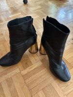 Stivaletti in pelle nera con tacco dorato - Taglia 36!