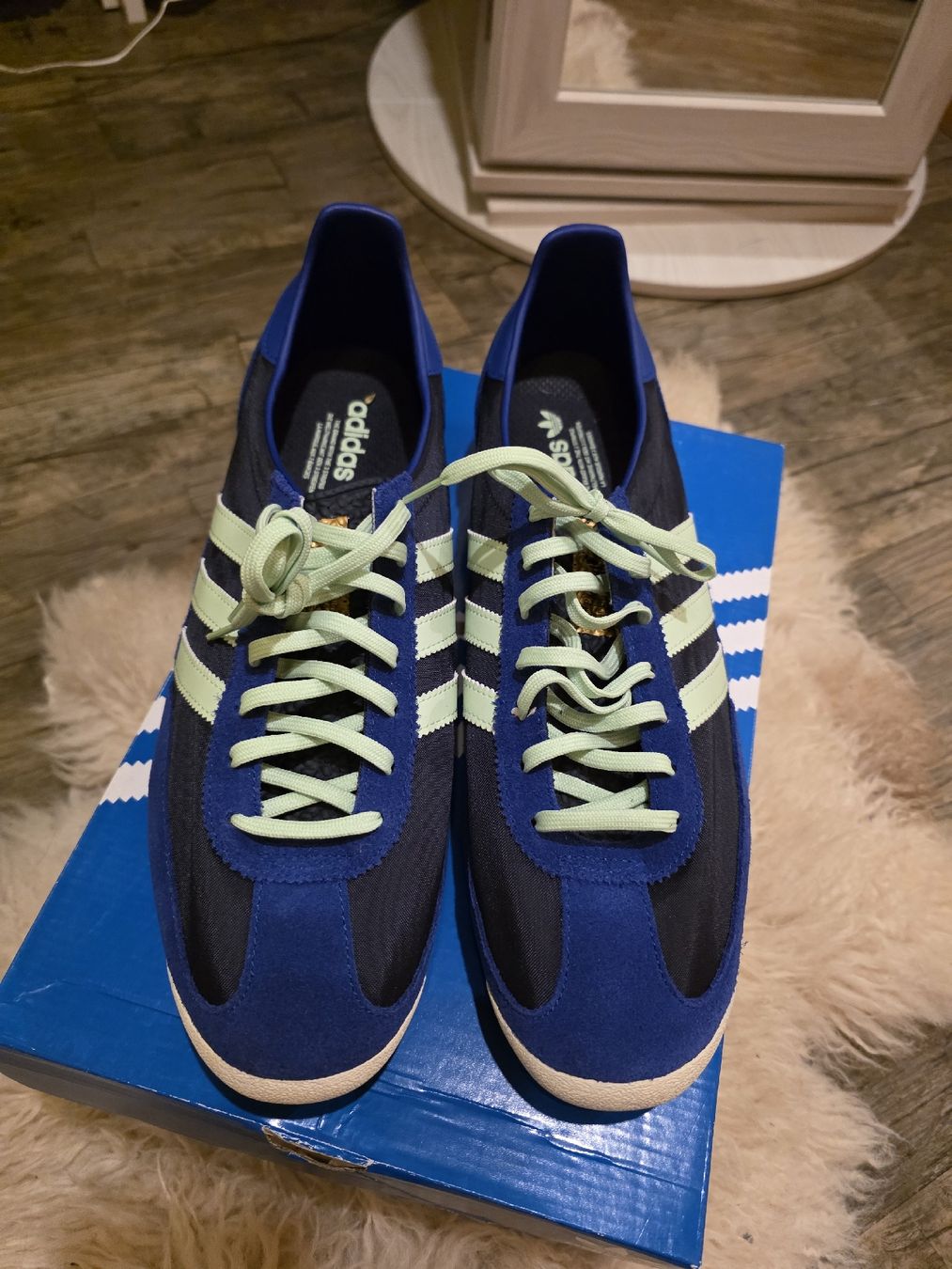 Adidas Scarpe da uomo: Adidas SL 72 OG – Nuovo e nell'imballaggio originale da Zernez venduto da mol_hd6r