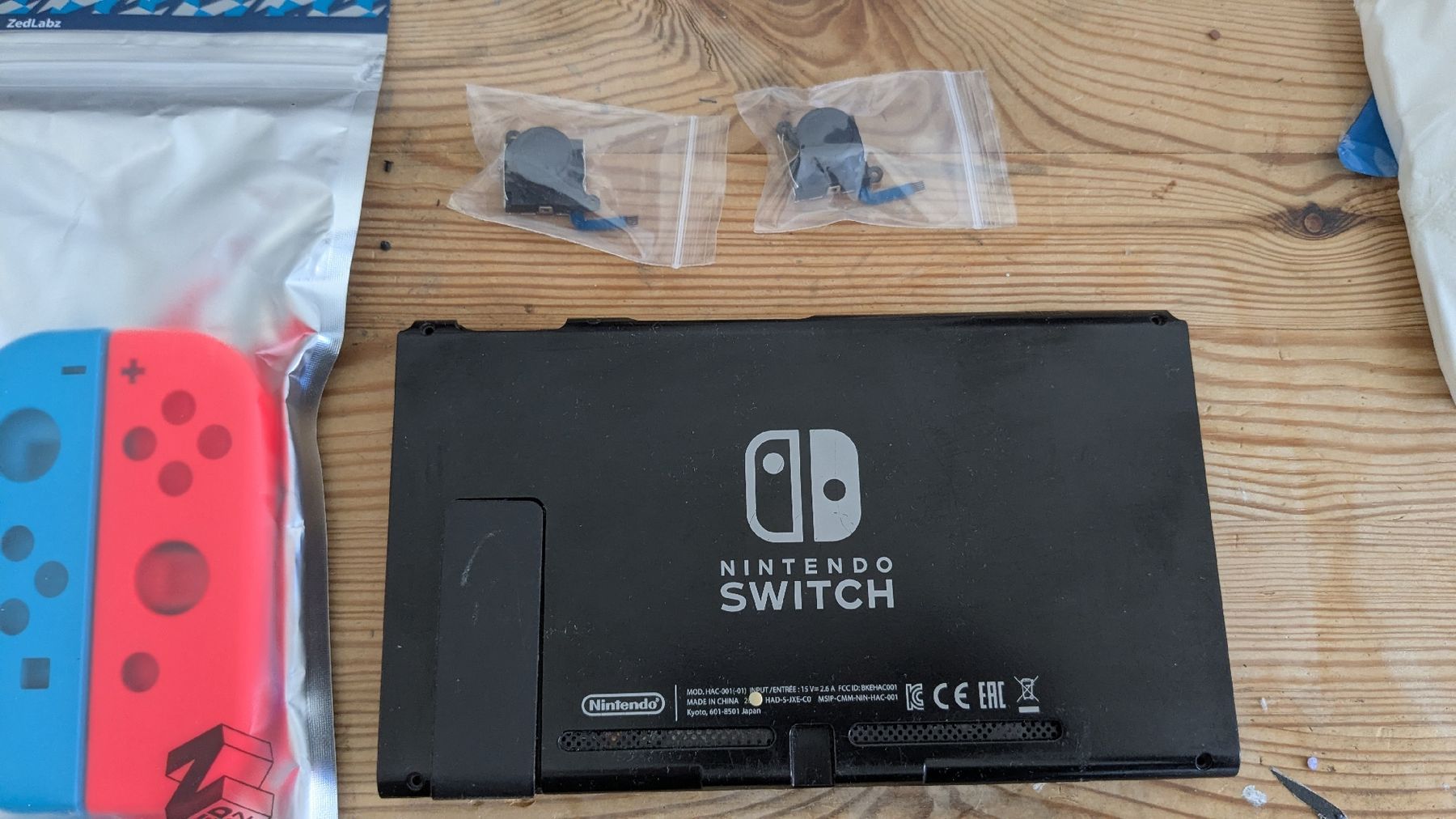 Nintendo Console: Nintendo switch defekt  – Difettoso da Zürich venduto da enri23 1