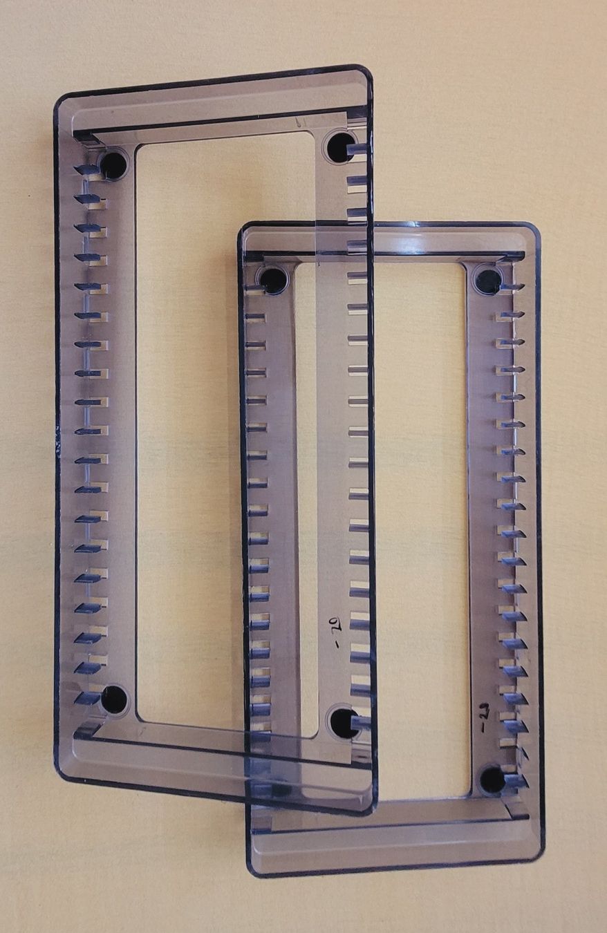 Racks & Cavalletti: 8 Stück CD Flipper / CD-Ständer zum Blättern – Usato da Rotkreuz venduto da groeli69 5