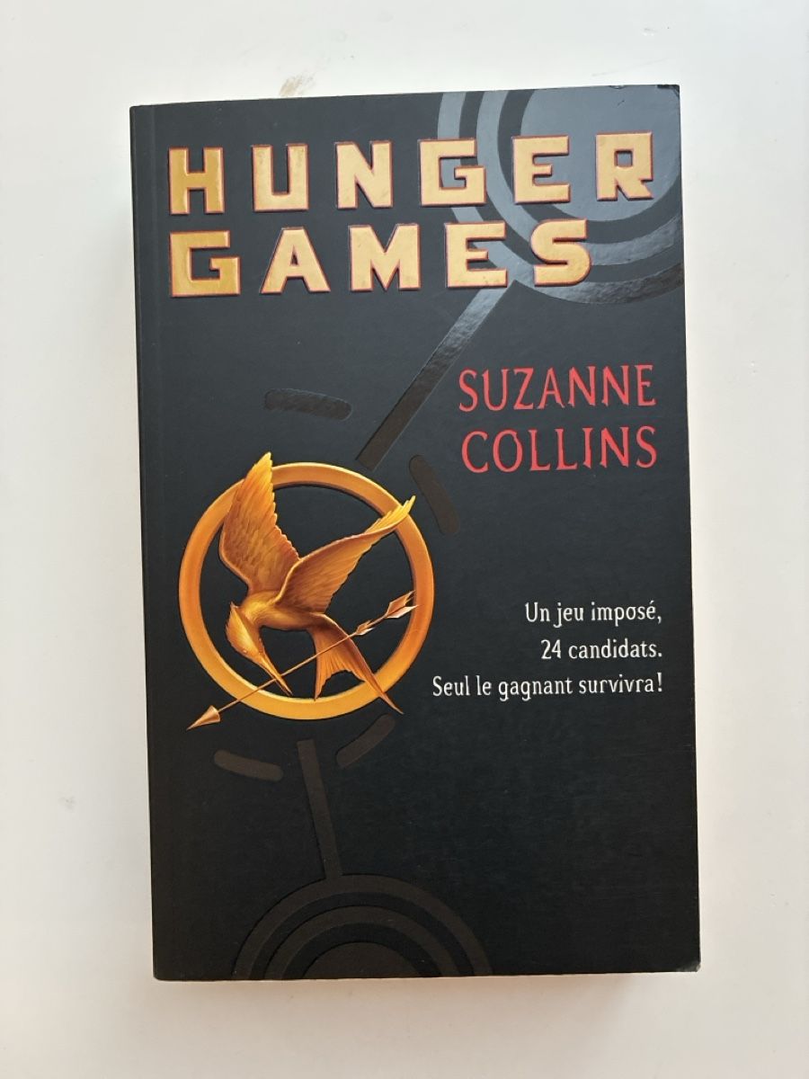 Libri: Hunger Games - Suzanne Collins – Usato da Lucens venduto da metaD
