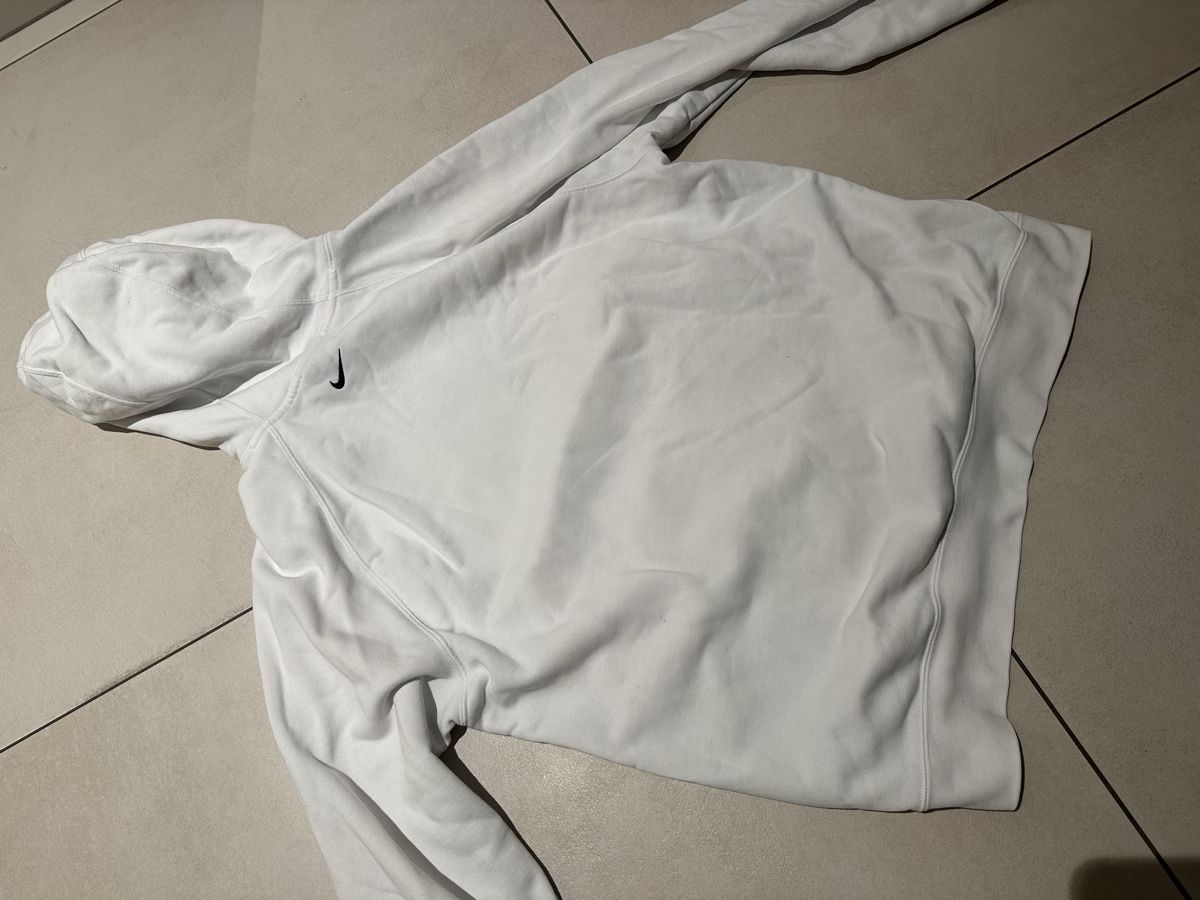 Nike Pullover & Sweatshirts: Nike Hoodie Weiss , Grösse M – Gebraucht aus Bad Ragaz von Fischer_17 2