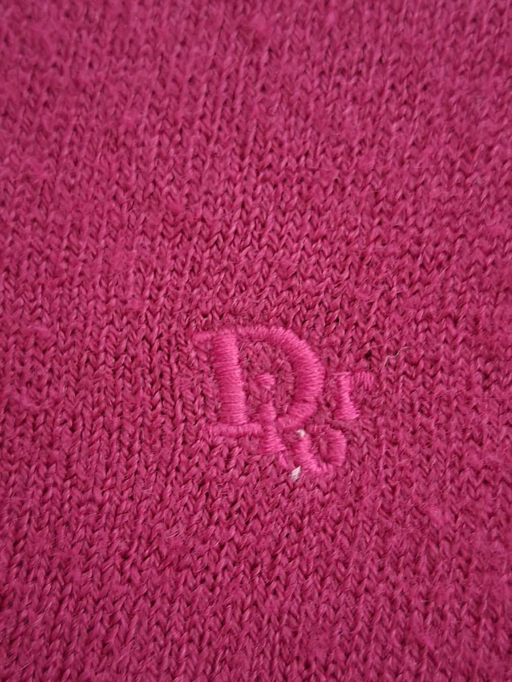 Dior Pullover & Sweatshirts: Pull Christian Dior mauve col V taille M – Gebraucht aus Renens VD von ser_j2fn 5