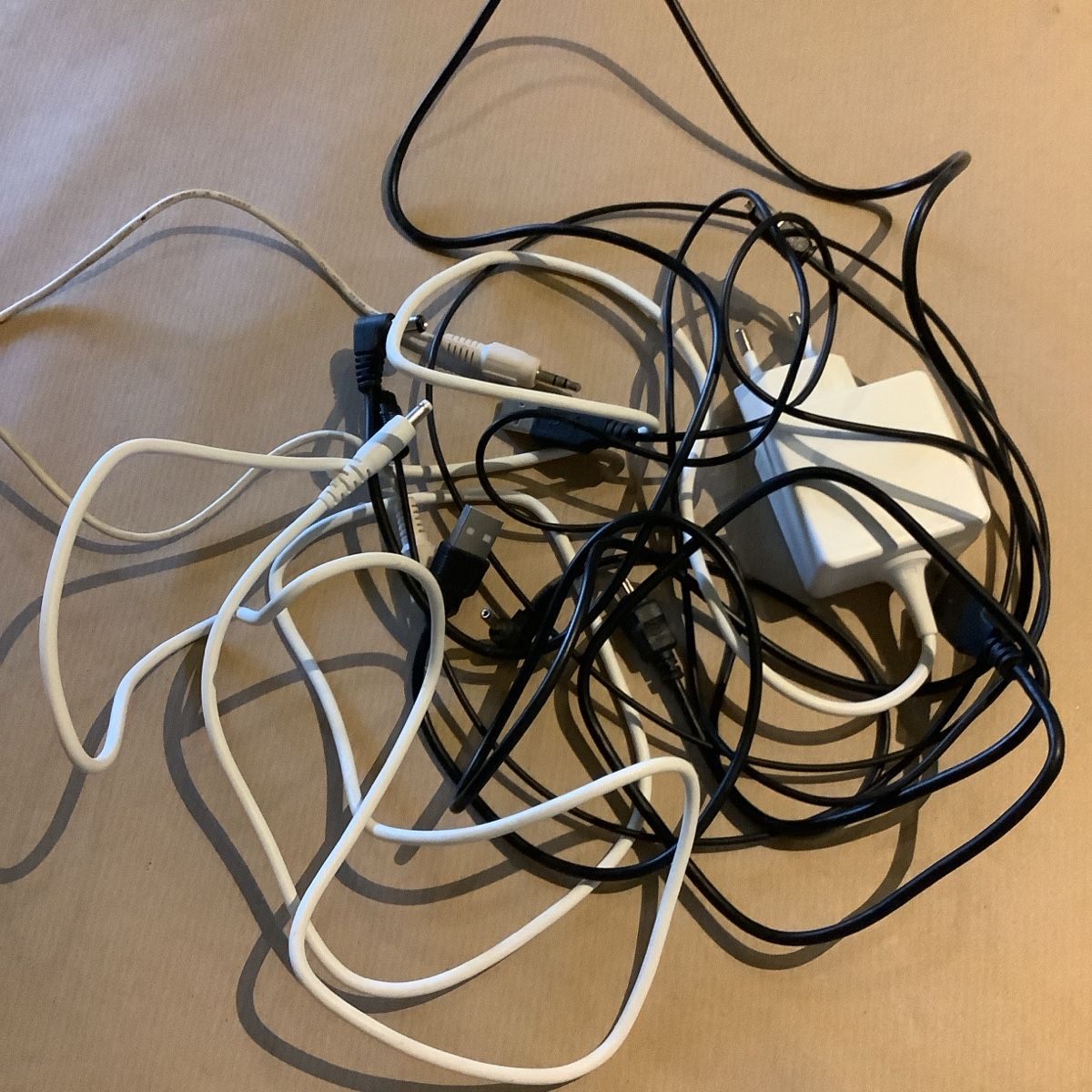 Kabel: Kabel diverse – Gebraucht aus zürich von NickLos_26