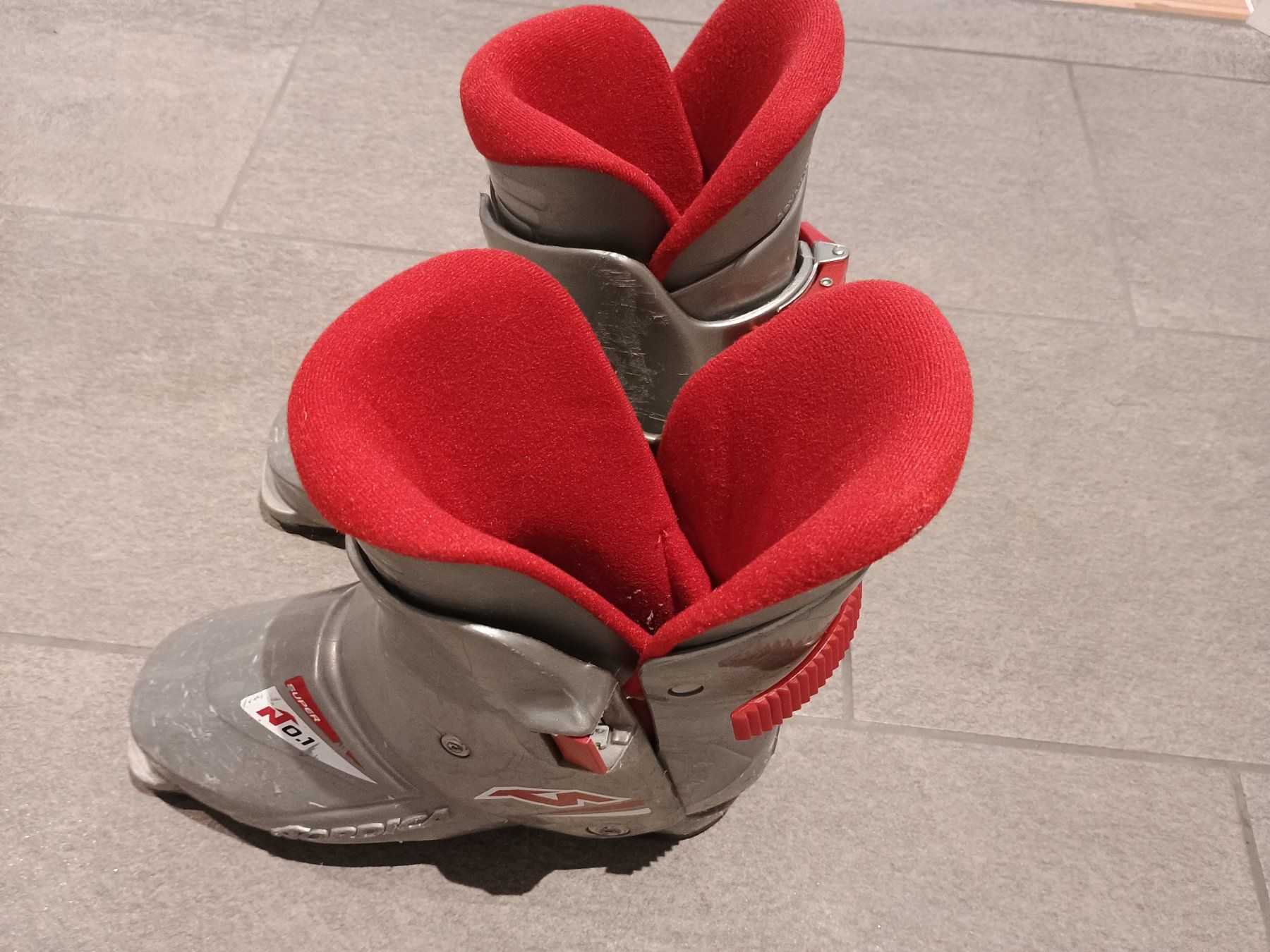 Scarpe da uomo: Skischuhe Grösse 37 – Usato da Mörel venduto da tasie 2