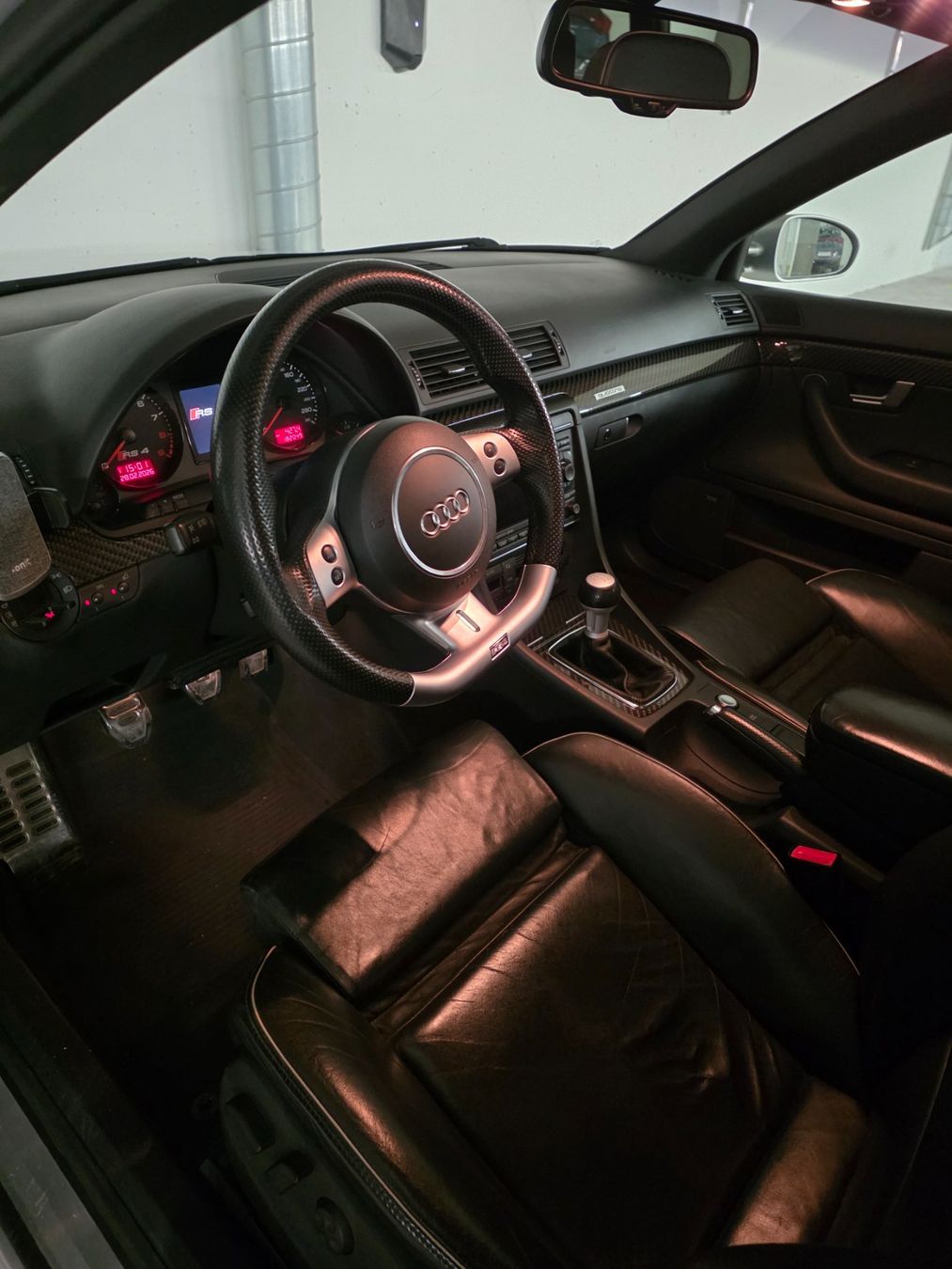 Audi Automobili: RS4 B7 Avant – Usato da Zürich venduto da LL94 5