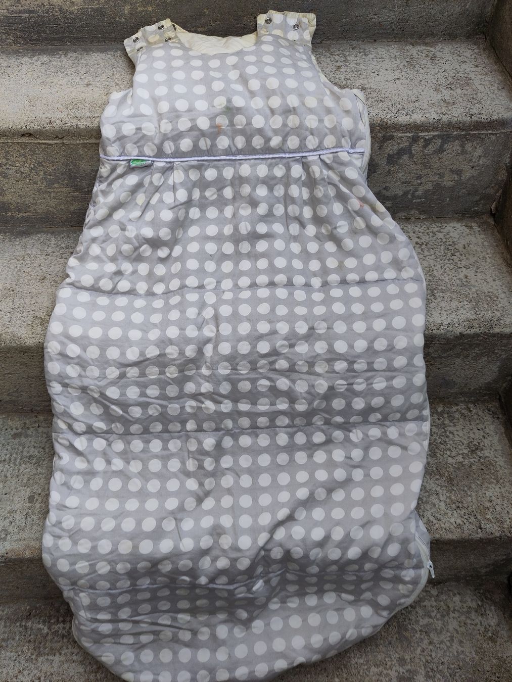 Schlafsäcke: BabyNest Daunen Schlafsack – Gebraucht aus Münchenstein von Baikonur