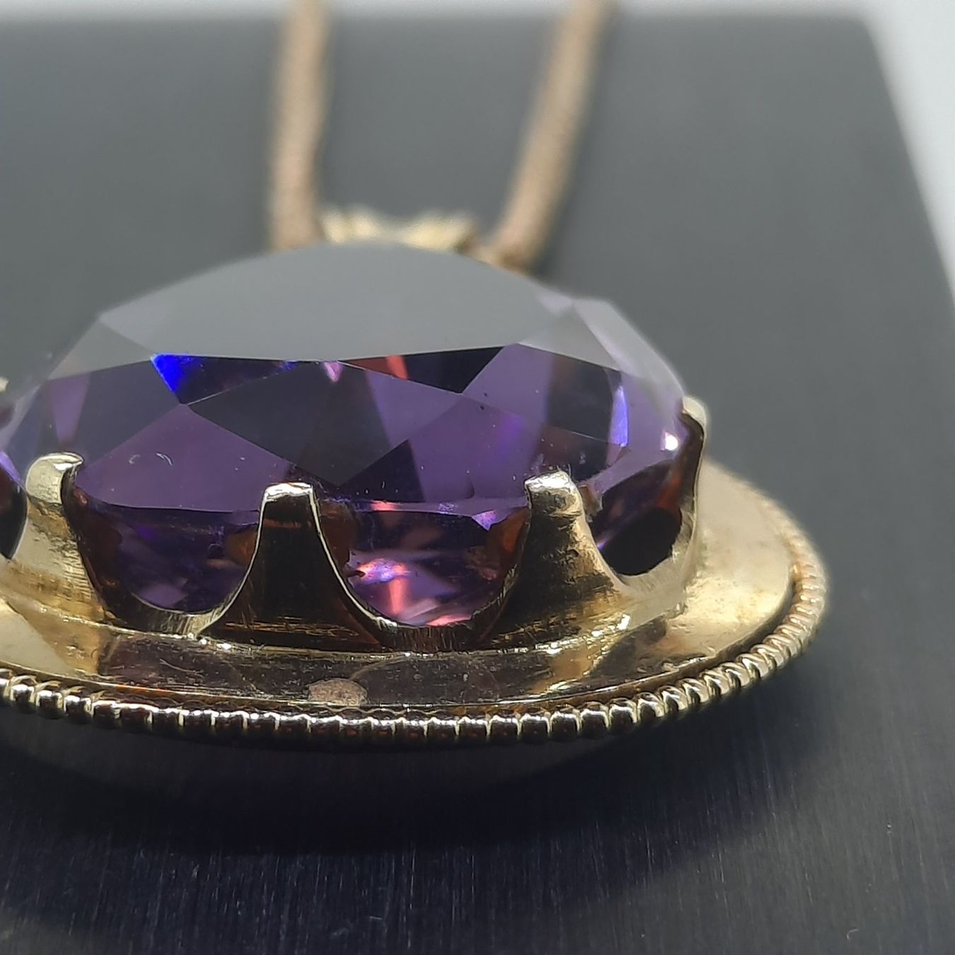 Ketten: Goldkette mit wunderschönem Amethyst – Gebraucht aus Unterägeri von Altgoldschmuck 2