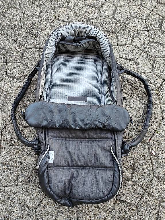 Carrozzine: Teutonia Kinderwagen  – Usato da Bürglen UR venduto da Caran01 2