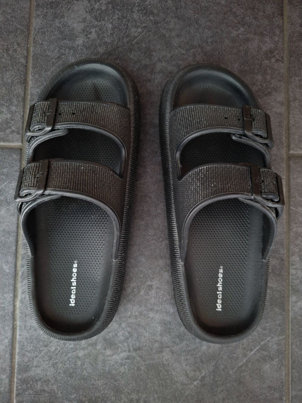 Scarpe da donna: Badeschlappen, Slides, schwarz, Gr. 41, – Nuovo (secondo la descrizione) da Jegenstorf venduto da Cherry94