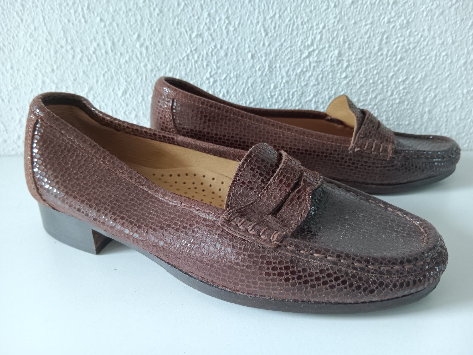 Scarpe da donna: STILCONFORT Chaussures / Schuhe pointure / Nummer 34,5 – Usato da Cossonay-ville venduto da Super-Price-Quality 1