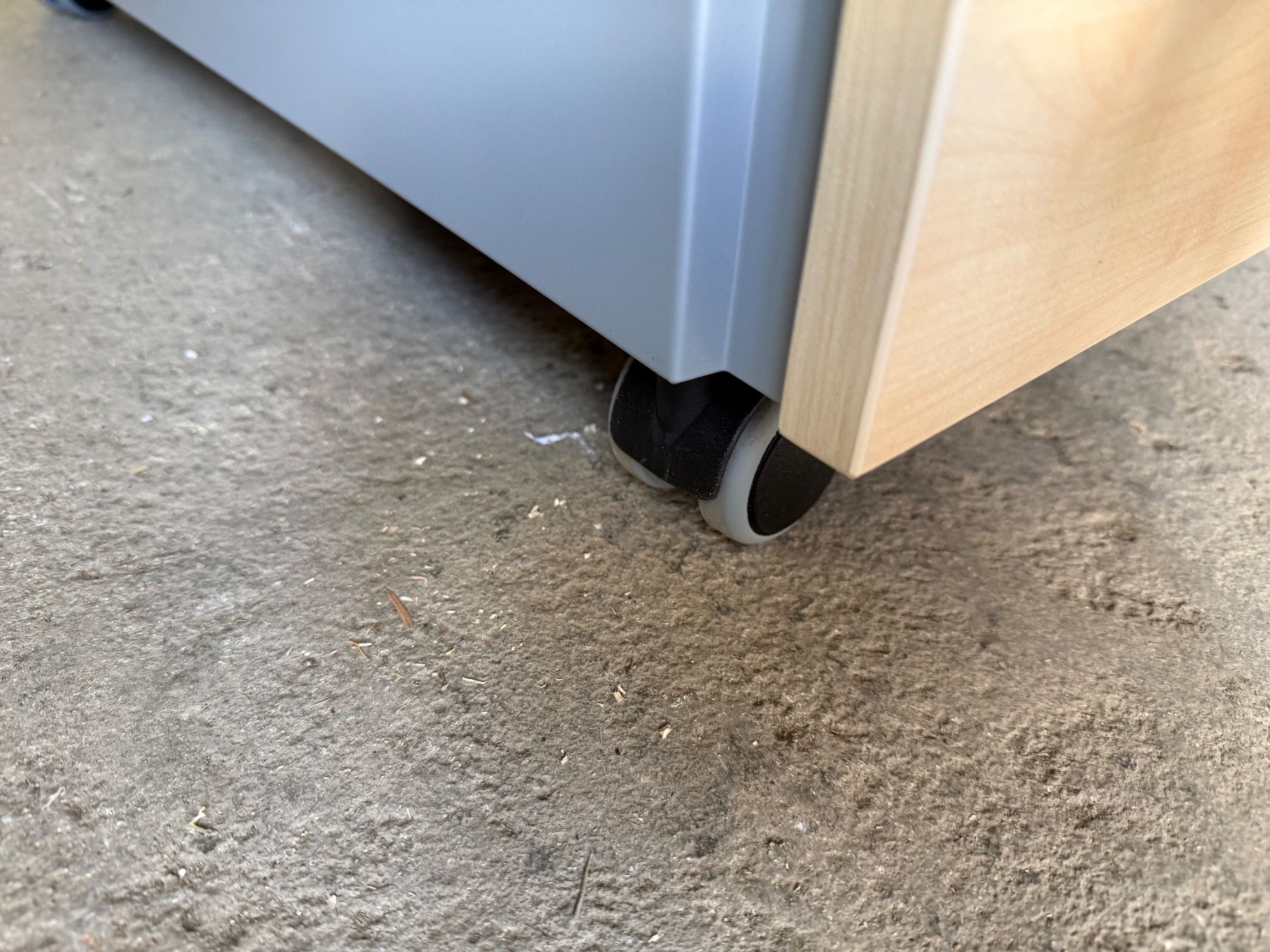 Banconi: neuer Rollcontainer, 4 Schübe, mit Griffnut – Nuovo (secondo la descrizione) da Necker venduto da liq24 7
