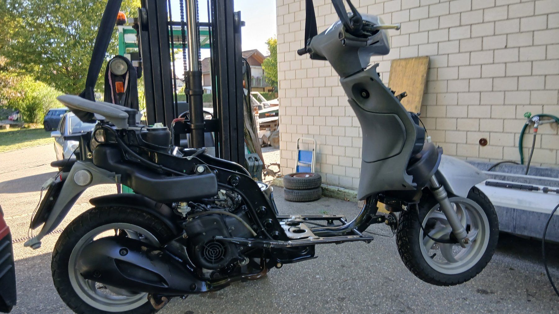 Piaggio Scooters: Roller Piaggio Fly 125 (2 Stk) – Défectueux à Arch par gartenfreak02 1