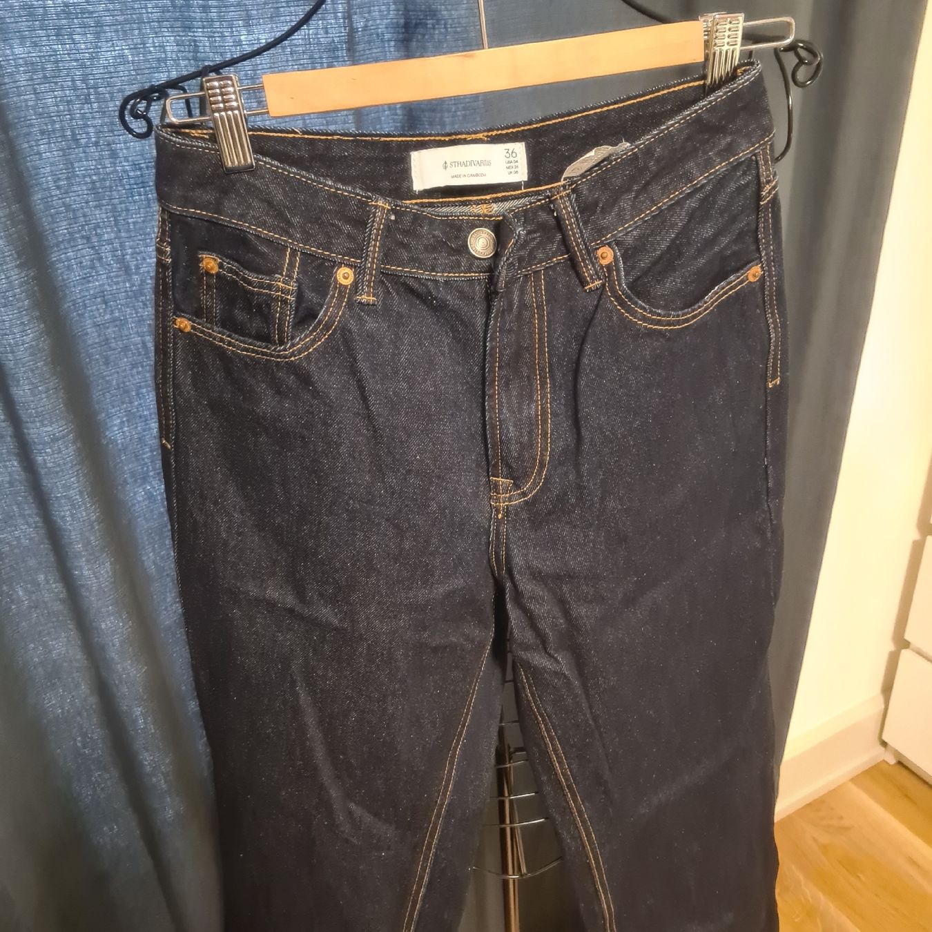Stradivarius Jeans: jeans von stradivarius gr 36 – Nuovo (secondo la descrizione) da zürich venduto da janjaz 1