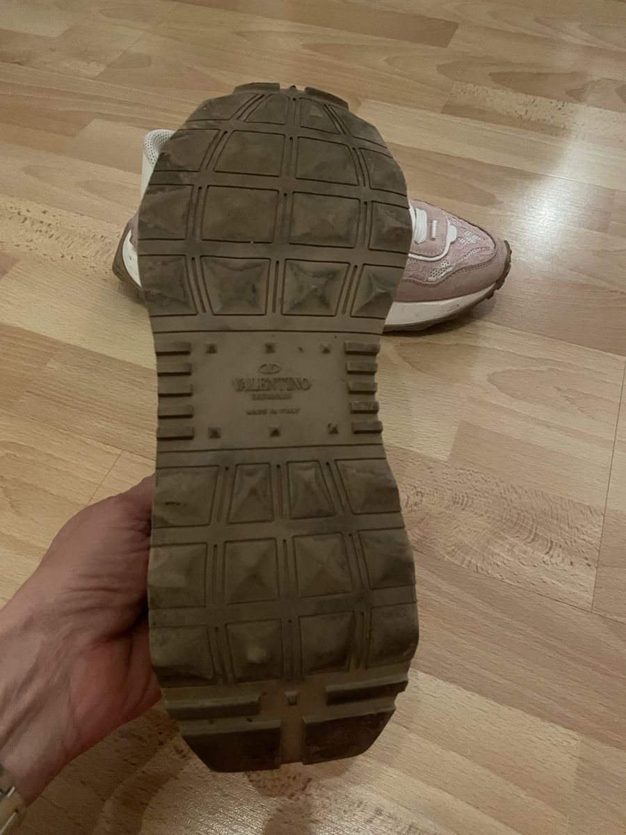 Valentino Scarpe da donna: Valentino Sneakers – Usato da Zunzgen venduto da mel_y6w2 1