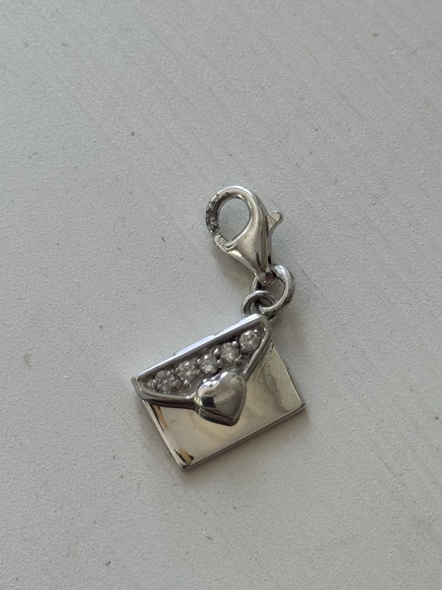 Anhänger: Charms Brief mit Herz und Steinen  Neu – Neu und originalverpackt aus Albligen von Harmonika55