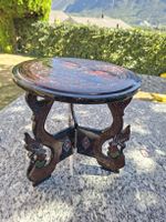 Piedestal asiatique en bois peint