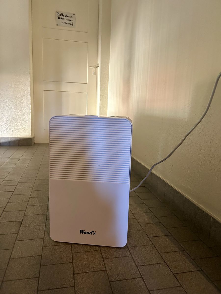 Wood's Deumidificatori: Wood's Dehumidifier MDK11 – Nuovo (secondo la descrizione) da Zürich venduto da chi_7k5b