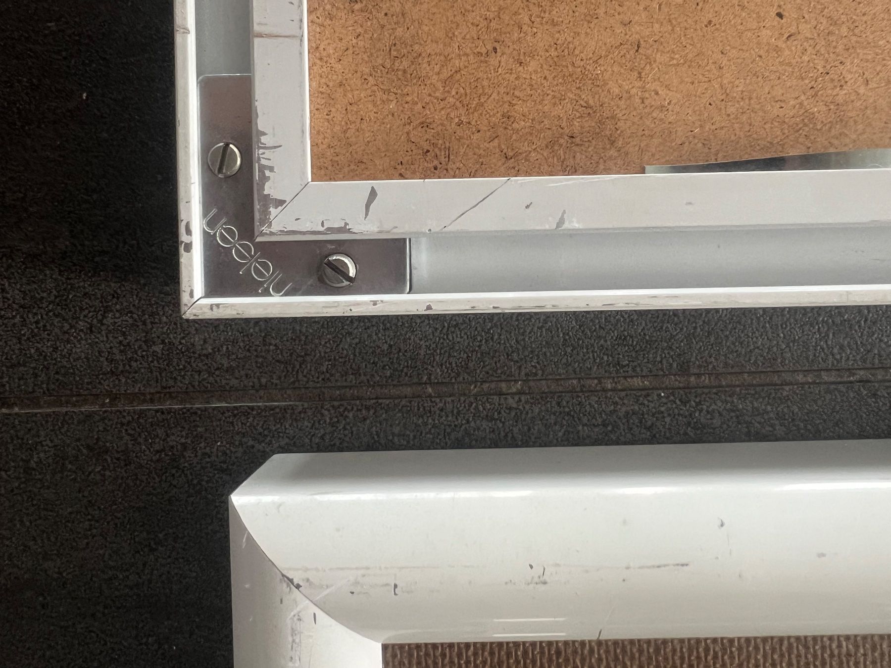 Cornici: 4 identische Aluminiumrahmen, nielsen – Usato da Rain venduto da Pic-Ass 4
