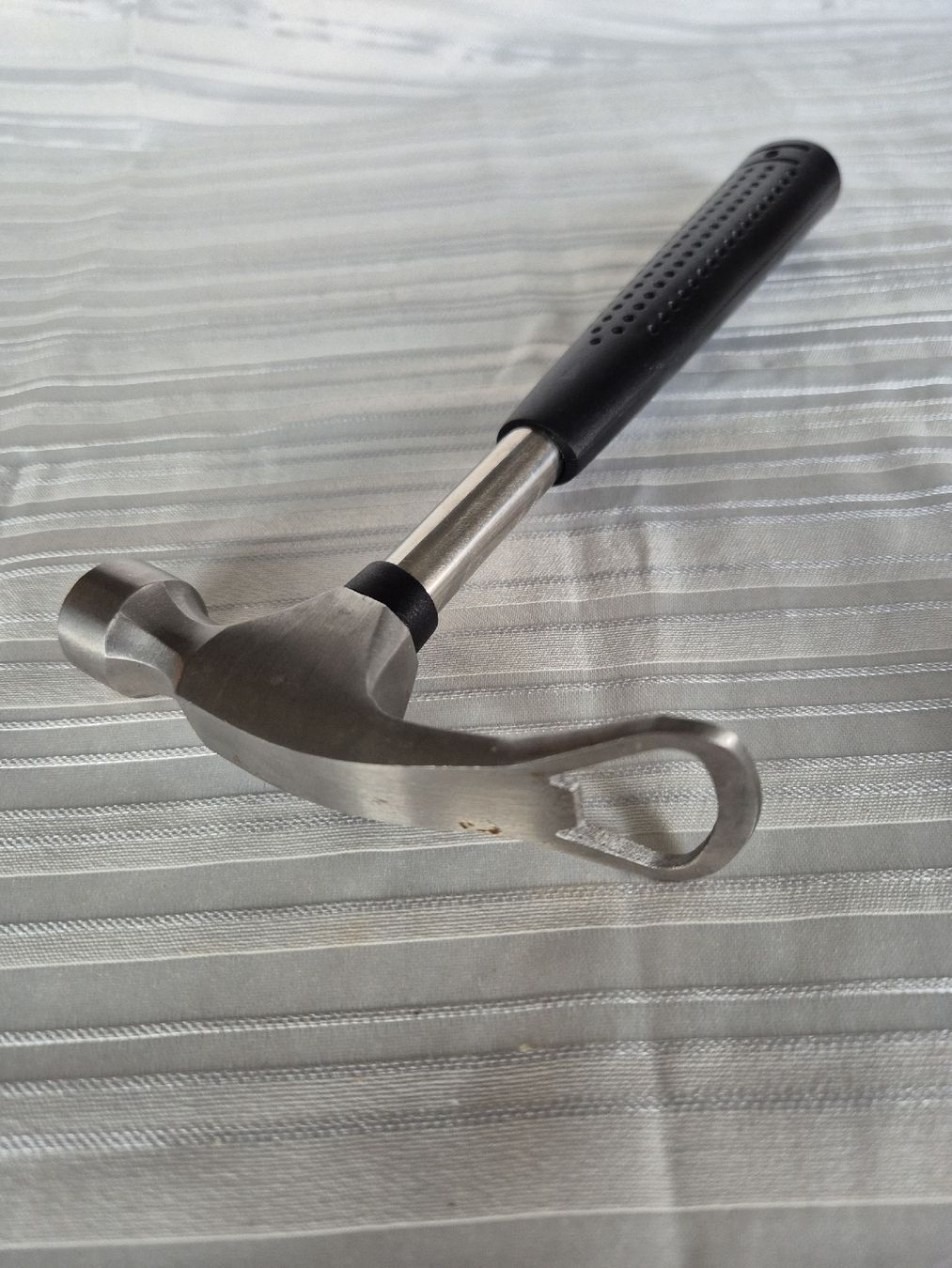 Tutti gli attrezzi: Hammer Bottle Opener – Usato da Zürich venduto da mrs_kz6n 1
