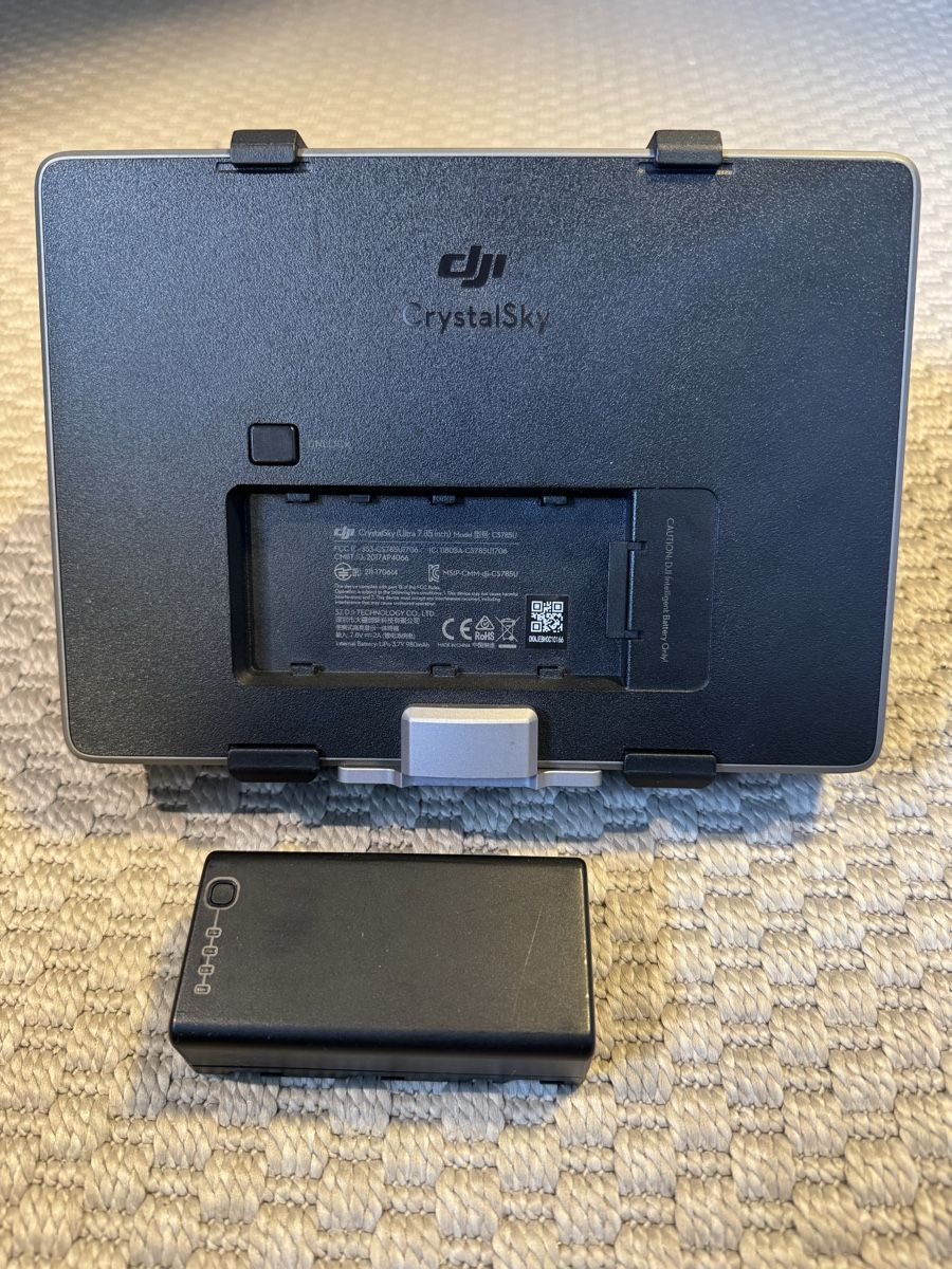 DJI Modellismo RC: DJI CrystalSky Ultra 7.85 – Usato da Gutenswil venduto da HeliFoto 3